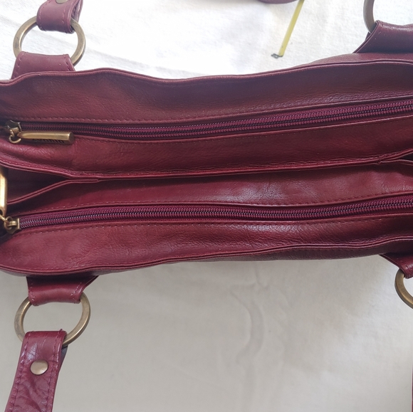 Italian Leather Purse - Picture 8 of 9